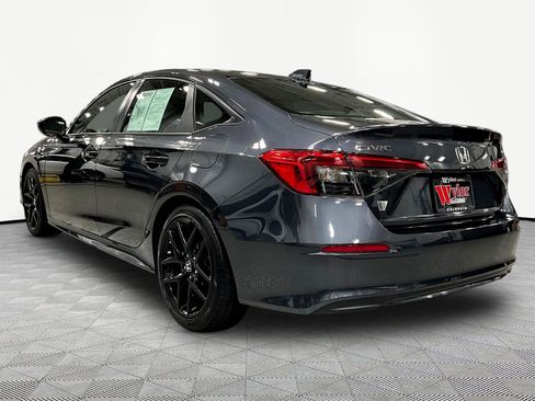 Used 2024 Honda Civic Sport image 4