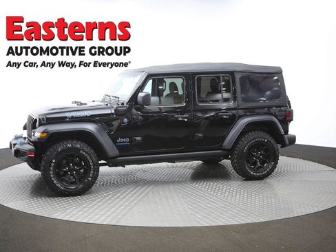Used 2023 Jeep Wrangler Unlimited w/ Cold Weather Group AWD/4WD image 60