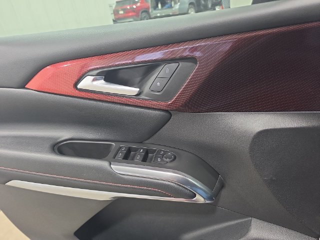 Used 2025 Chevrolet Traverse Z71 w/ Driver Confidence Package AWD/4WD image 20
