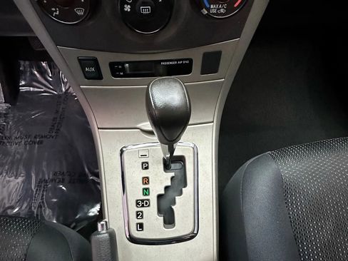 Used 2010 Toyota Corolla S image 15