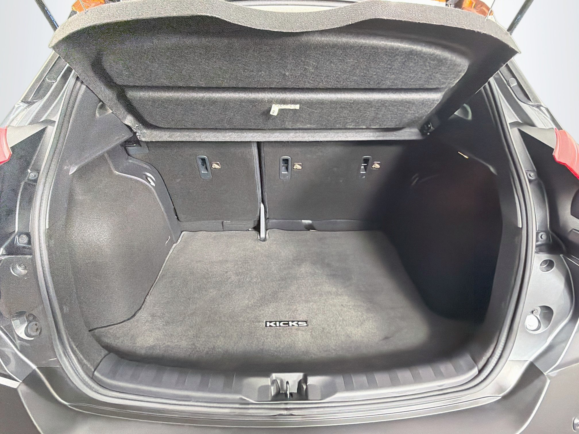 Used 2020 Nissan Kicks SV FWD image 26