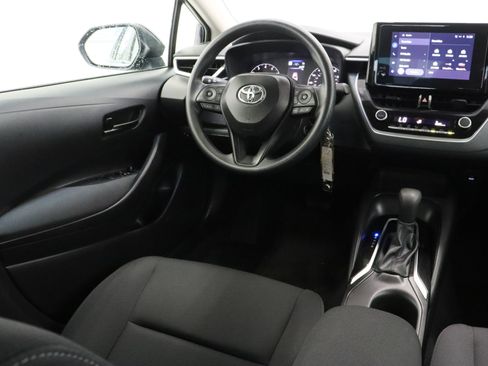 Used 2025 Toyota Corolla SE FWD image 27