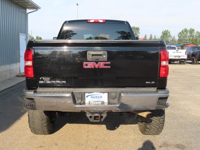 Used 2017 GMC Sierra 2500 SLE w/ Suspension Package, Off-Road AWD/4WD image 9