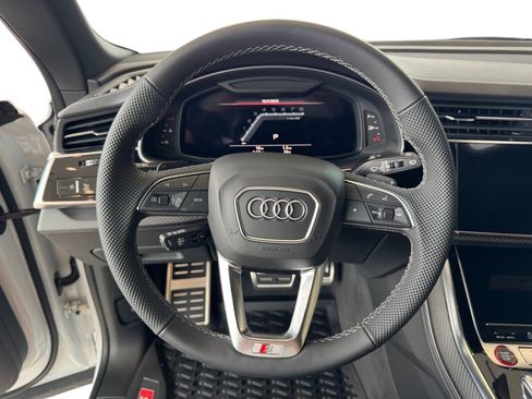 New 2026 Audi SQ8 Prestige image 18