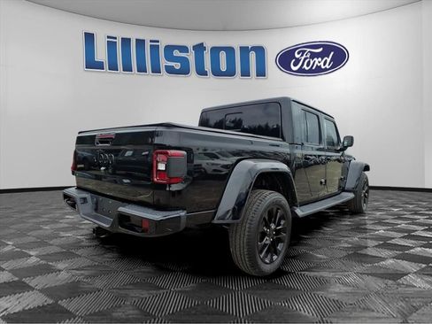 Used 2021 Jeep Gladiator Overland image 7