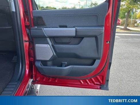 Certified 2021 Ford F150 Lariat w/ Equipment Group 502A High image 22