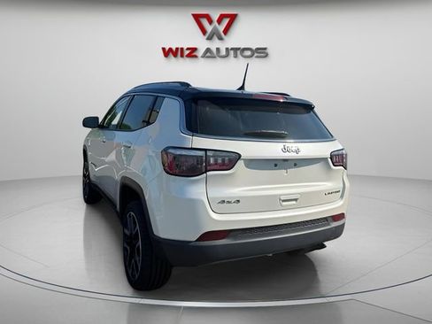 Used 2018 Jeep Compass Limited AWD/4WD image 3