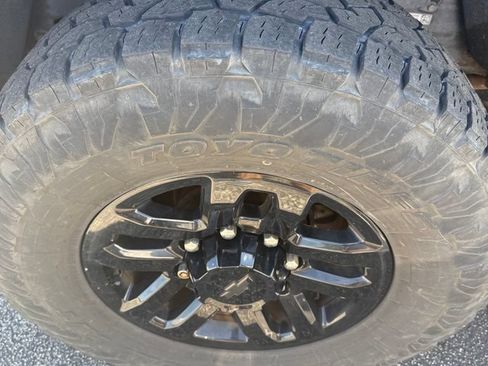 Used 2019 Chevrolet Silverado 2500 LTZ w/ Duramax Plus Package AWD/4WD image 14