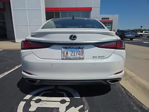 Used 2022 Lexus ES 350 w/ Premium Package FWD image 4