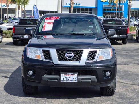 Used 2021 Nissan Frontier SV RWD image 2