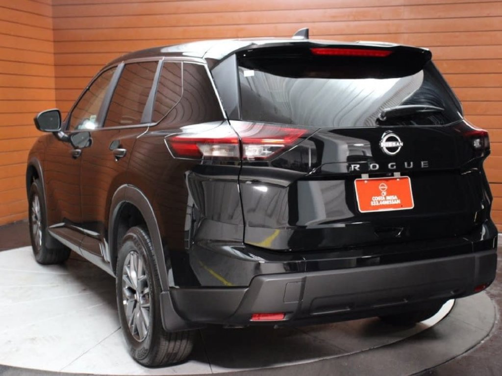 New 2026 Nissan Rogue S FWD image 31