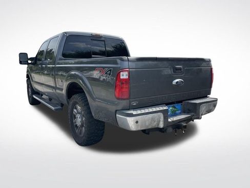 Used 2015 Ford F250 Lariat w/ Chrome Package AWD/4WD image 5
