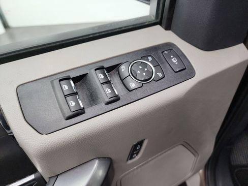 Used 2022 Ford F250 XLT w/ XLT Premium Package image 44