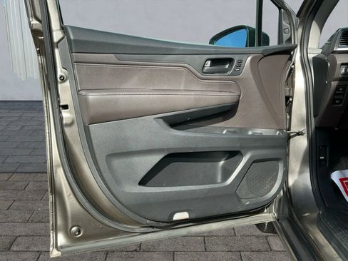 Used 2018 Honda Odyssey EX-L image 10