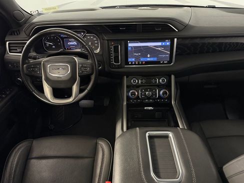 Used 2021 GMC Yukon Denali w/ Denali Ultimate Package image 19