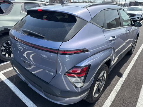 Used 2024 Hyundai Kona SEL image 3