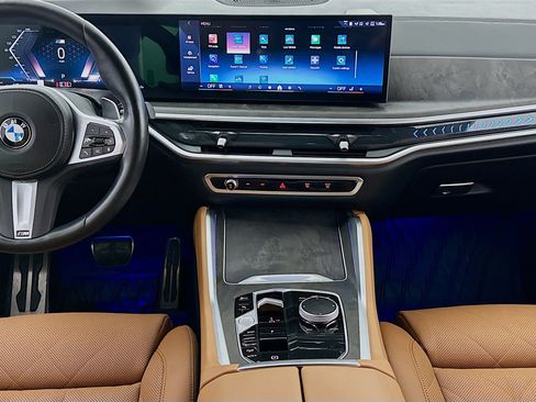 Used 2024 BMW X6 xDrive40i w/ Premium Package image 11