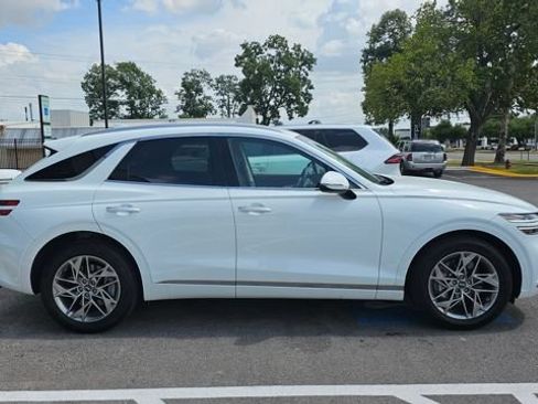 Used 2025 Genesis GV70 2.5T AWD/4WD image 5