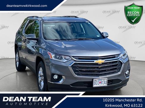 Used 2020 Chevrolet Traverse LT FWD image 1