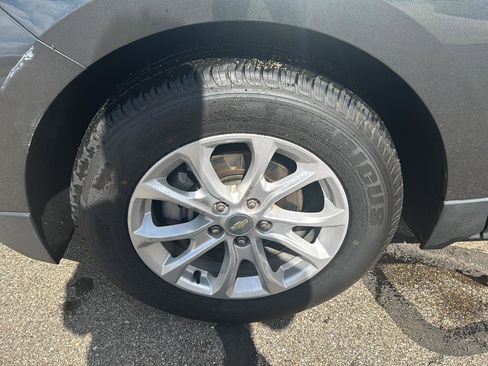 Used 2019 Chevrolet Equinox LT image 11