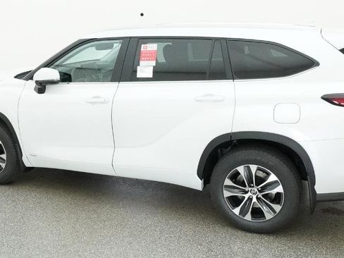 New 2026 Toyota Highlander XLE AWD/4WD image 35