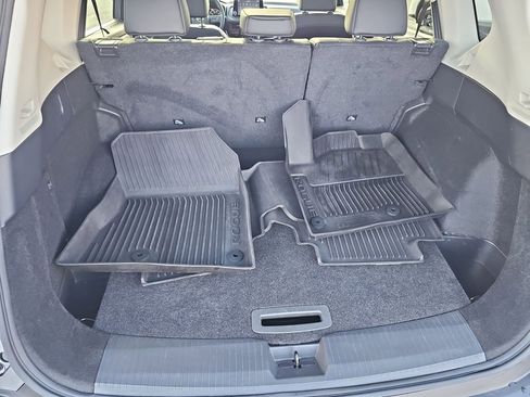 Used 2023 Nissan Rogue SV w/ SV Premium B Package image 25