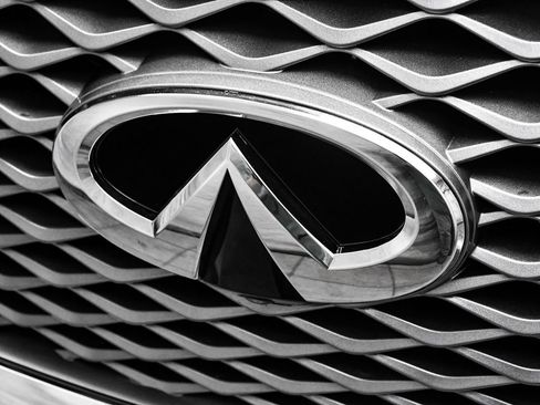 Used 2023 INFINITI QX80 Luxe w/ Cargo Package AWD/4WD image 90
