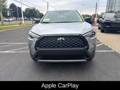 Used 2024 Toyota Corolla Cross L AWD/4WD image 9