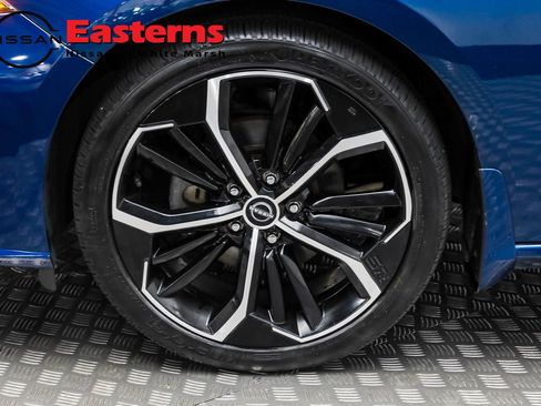 Used 2023 Nissan Altima 2.5 SR w/ SR Premium Package FWD image 29