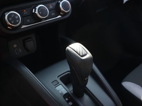 Used 2025 Nissan Versa S image 28