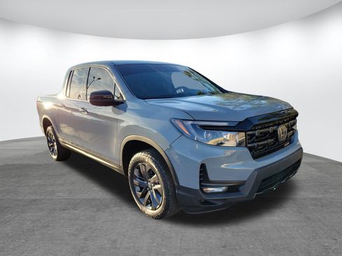 Used 2024 Honda Ridgeline Sport image 16
