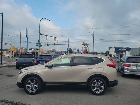 Used 2018 Honda CR-V EX image 2