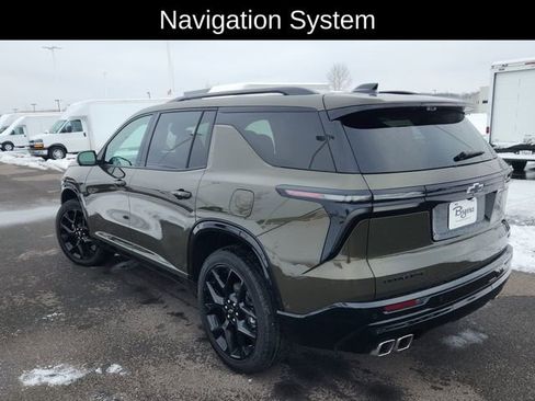 Used 2024 Chevrolet Traverse RS image 5