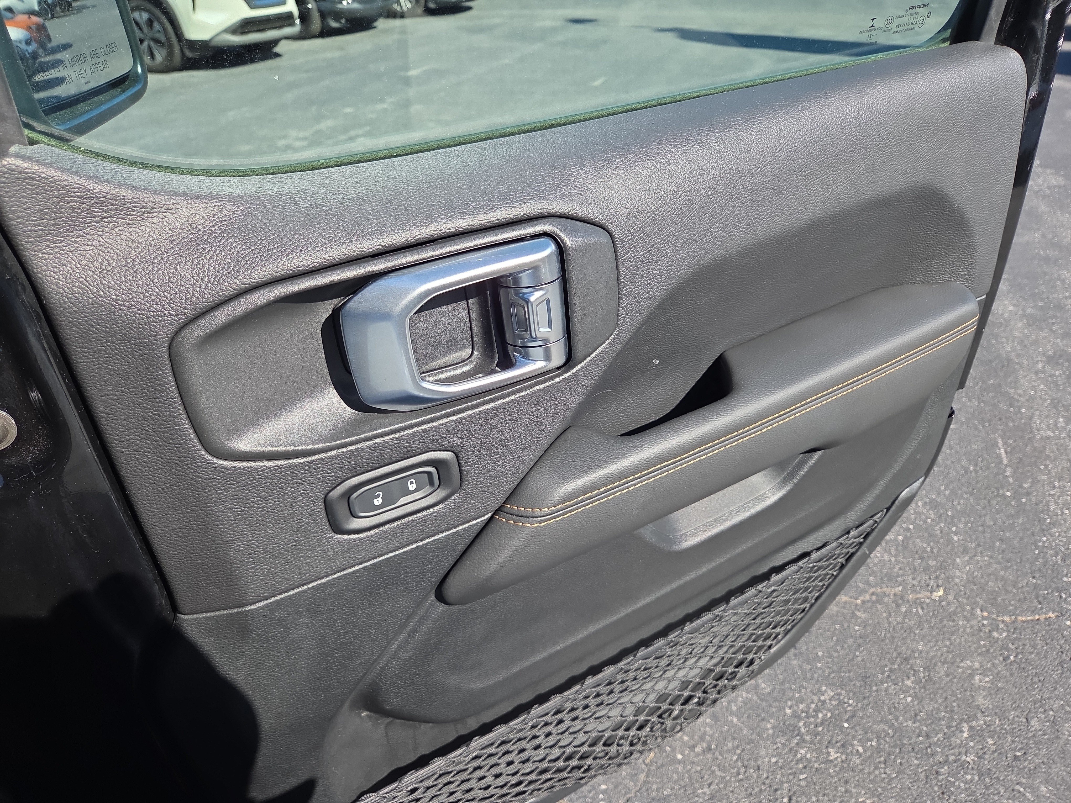 Certified 2021 Jeep Wrangler Unlimited Sahara AWD/4WD image 18