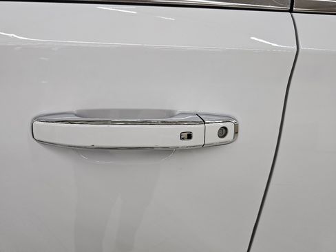 Used 2017 GMC Yukon Denali w/ Open Road Package image 13