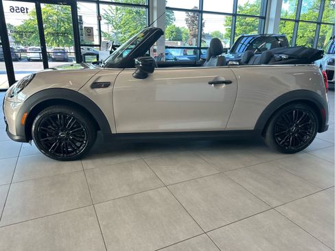 Used 2023 MINI Cooper S FWD image 11