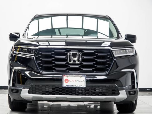 Used 2025 Honda Pilot EX-L image 8