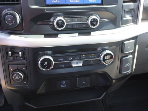 Used 2021 Ford F150 XLT w/ Equipment Group 301A Mid image 17