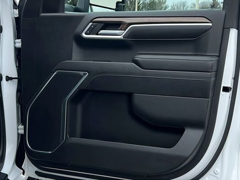 Used 2022 Chevrolet Silverado 1500 RST image 11