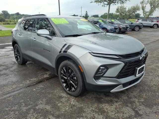 Used 2024 Chevrolet Blazer LT w/ LPO, Black Sport Package AWD/4WD image 3