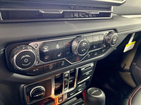 New 2026 Jeep Gladiator Rubicon image 15