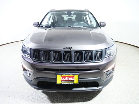 Used 2019 Jeep Compass Latitude AWD/4WD image 2