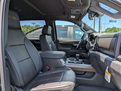 New 2026 Chevrolet Silverado 1500 High Country w/ Technology Package AWD/4WD image 30