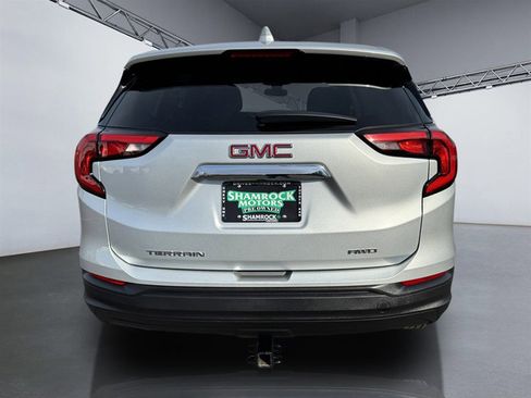 Used 2020 GMC Terrain SLE image 6