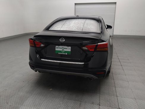 Used 2022 Nissan Altima 2.5 SR w/ Midnight Edition Package FWD image 7