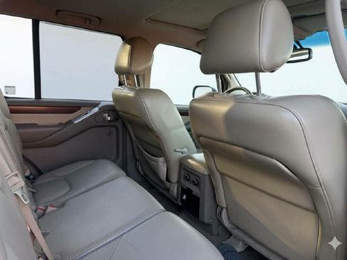 Used 2008 Nissan Pathfinder LE w/ Navigation Pkg image 14