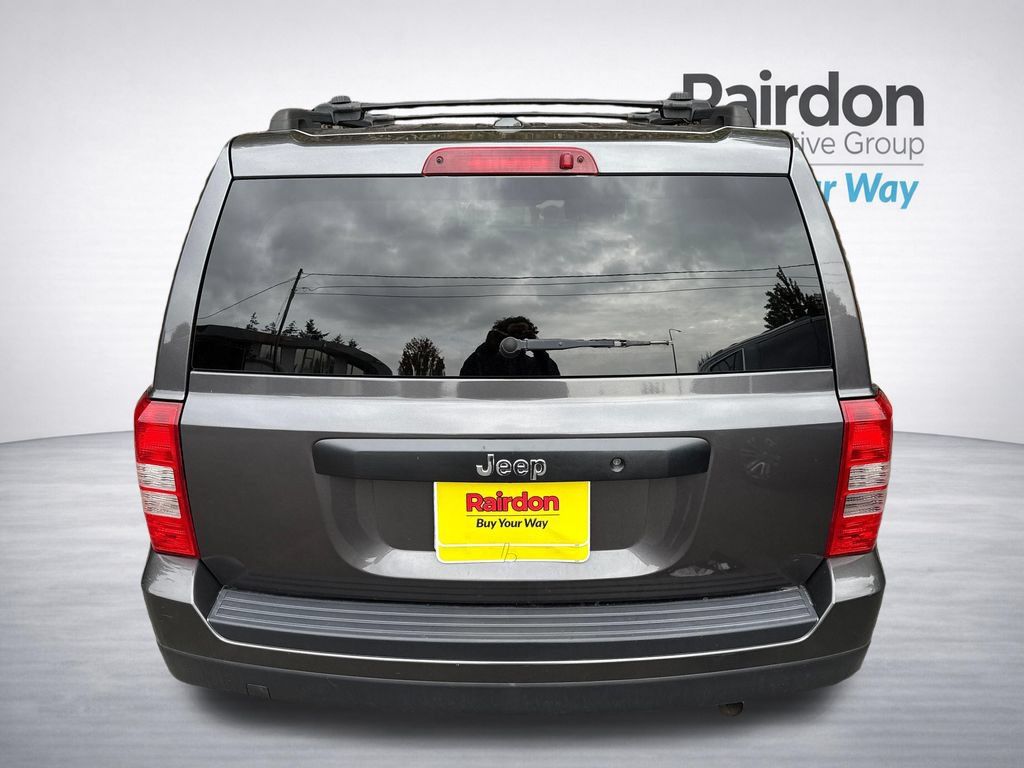 Used 2016 Jeep Patriot Sport FWD image 6