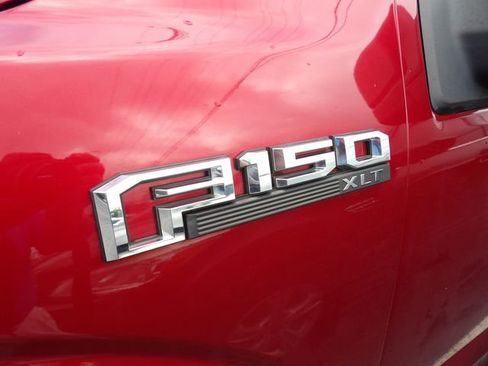 Used 2016 Ford F150 XLT w/ Equipment Group 302A Luxury AWD/4WD image 19