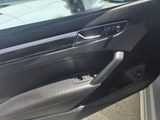 Used 2017 Volkswagen Passat 1.8T SE image 5