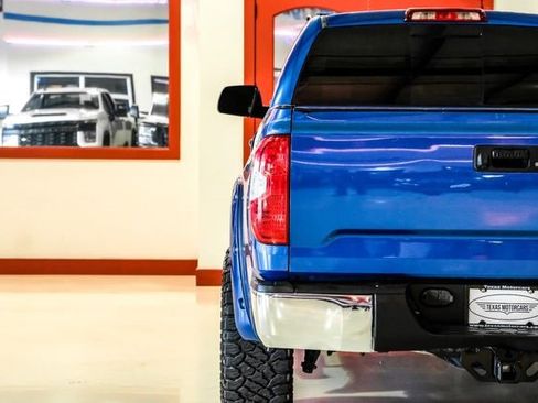 Used 2018 Toyota Tundra SR5 image 46